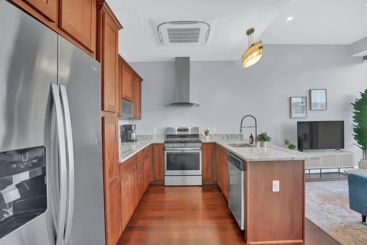 Cozysuites Posh 1Br, Ppg Paints Arena, Pitts 피츠버그 외부 사진